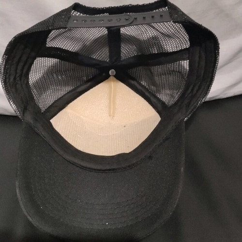 Trucker hat with anime design like new, adjustable size