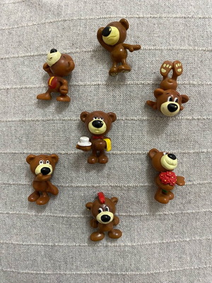 Bear figures like new