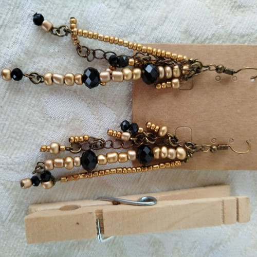 Handmade earrings new, black and gold