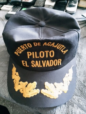 Piloto El Salvator hat like new, blue, size XL