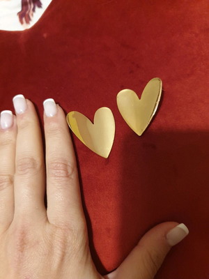 Heart-shaped earrings