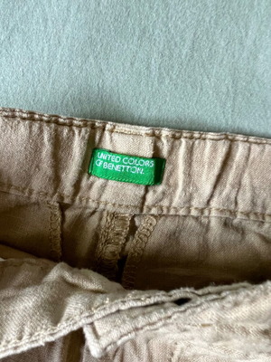 Benetton λινό σορτς για αγόρι 4-5 ετών, σαν καινούργιο, μπεζ