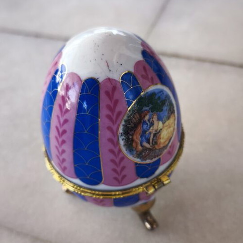 Limoges decorative porcelain egg-shaped box with gold details like new