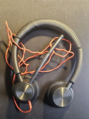 Plantronics Blackwire 3325 multimedia ακουστικά μεταχειρισμένα, ενσύρματα