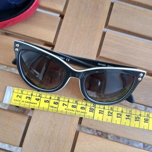 Moschino sunglasses used, white and black