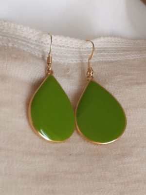 Gold plated stainless steel earrings new, green