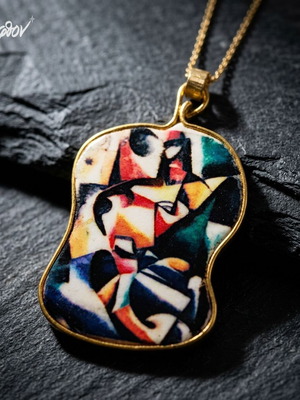 Portrait of a Lady handmade necklace new, multicolor, gold-tone