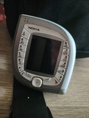 Nokia 7600 used, collectible model with original back cover