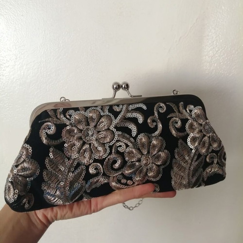 Elegant black clutch bag with sequins and floral embroidery, new