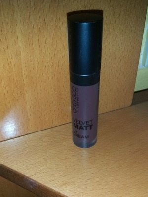 Catrice matte lipstick used