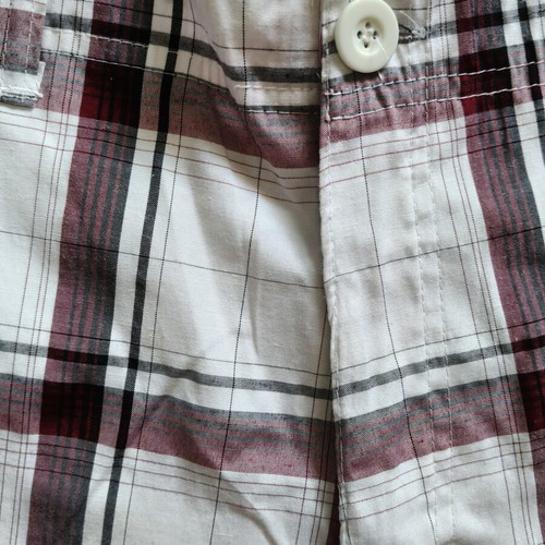Men's Bermuda shorts like new, size M