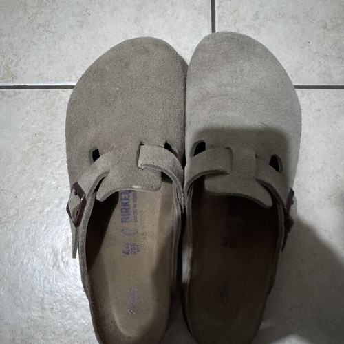 Birkenstock Boston Suede soft footbed slippers size 44 like new, taupe