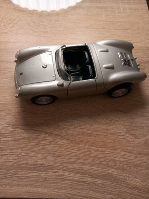Porsche miniature car like new