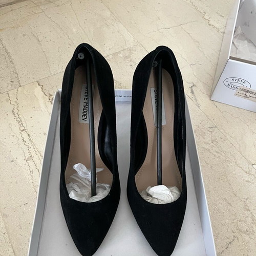 Steve Madden Intrude black suede pumps new, 12 cm heel