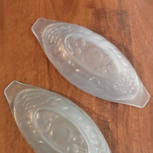Vintage glass oval melon boat bowls like new