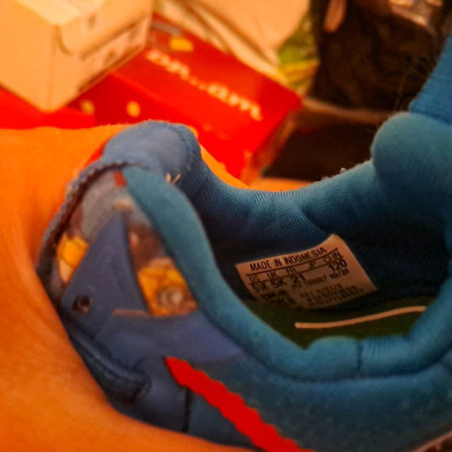 Adidas kids sports shoes like new