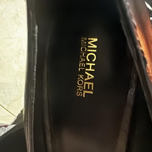 Michael Kors leather black pumps new size 40