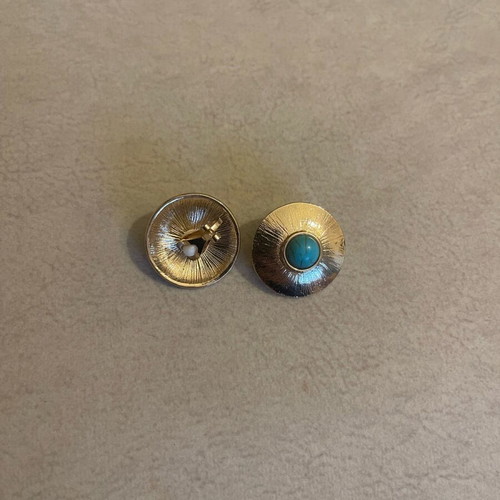 Vintage style earrings pair