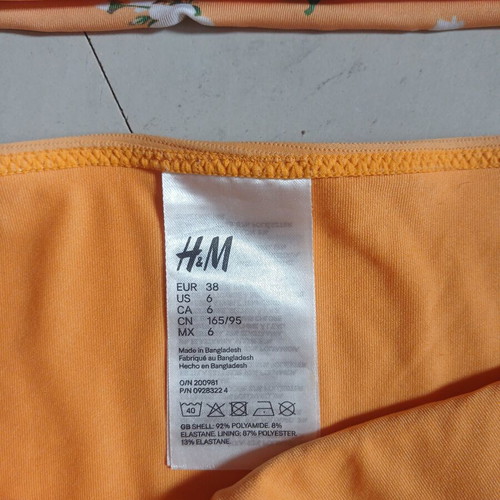 H&M swimsuit like new, orange, sizes S and M