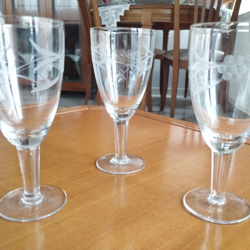 Vintage set of 7 wine and liqueur glasses with floral etching