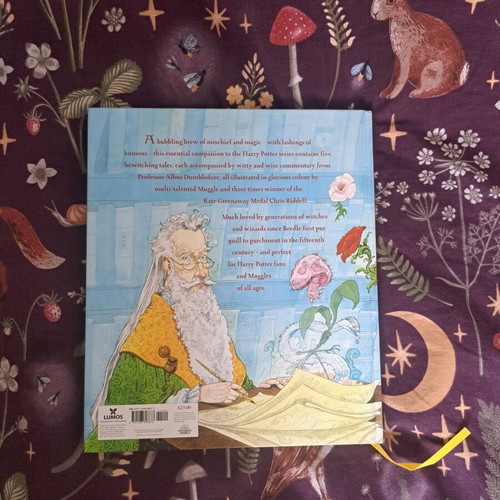 The Tales of Beedle the Bard illustrated hardcover like new, English