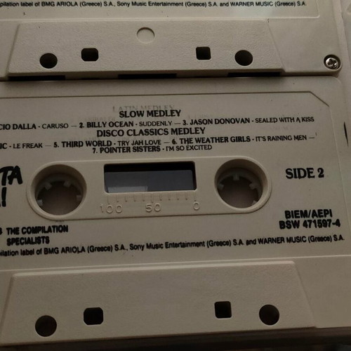 Dosta Ola Triple Cassette Collection like new, 65 authentic hits