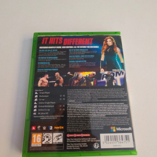 Xbox One WWE 2K22 game like new, disc and case