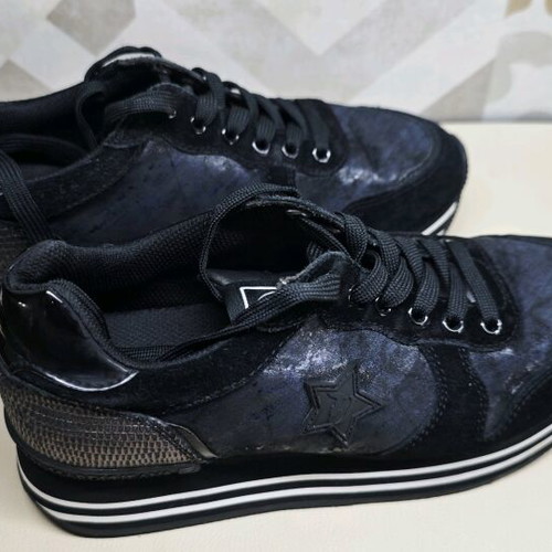 Trussardi sneakers size 38 like new