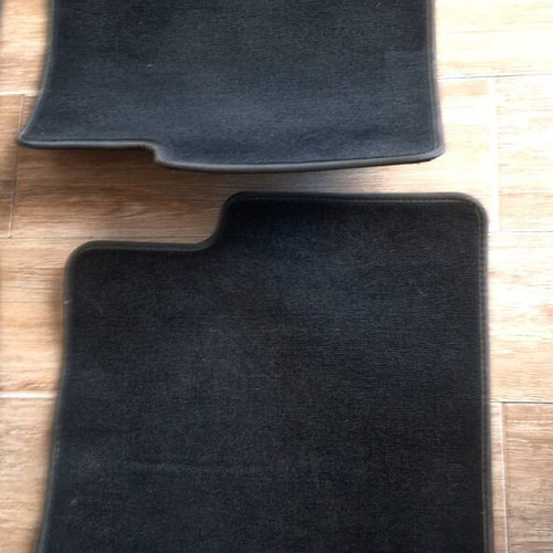 Mercedes V177 genuine velvet floor mats like new with AMG logo