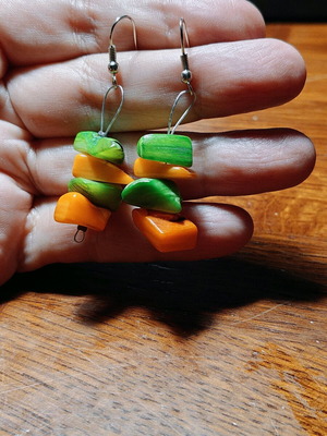 Summer dangle earrings new with orange and green mother of pearl beads