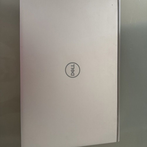 Dell Inspiron 5505 laptop like new, Ryzen 5, 8GB RAM, 256GB SSD, 15.6” FHD, Win10 Home