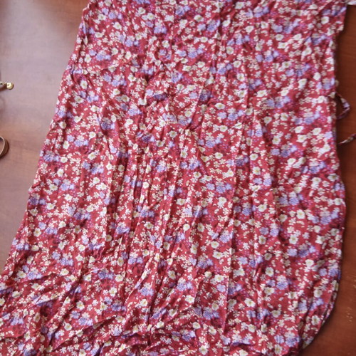 Pareo used, red multicolor floral pattern