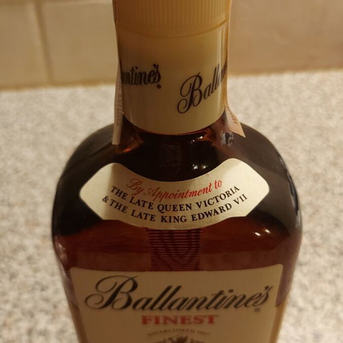 Collectible Ballantine's Finest Scotch Whisky 750 ml 40% vol sealed