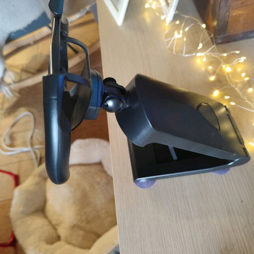 Sony PlayStation joystick case like new with suction cups