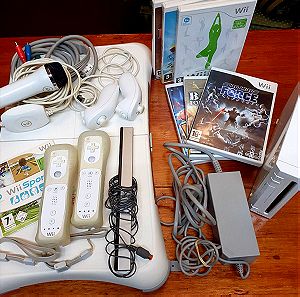 Πλήρες πακέτο Nintendo Wii με Balance Board, παιχνίδια και 2 χειριστήρια
