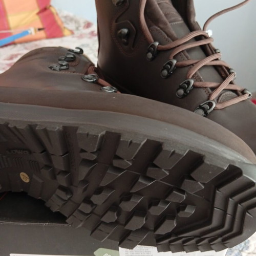 Lowa Munro PL boots new, size 44.5, brown leather