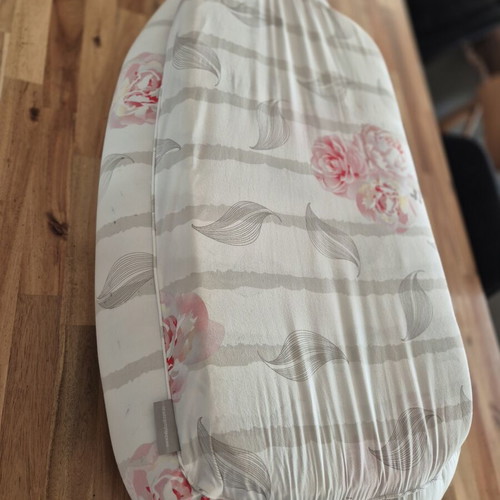 Baby nest and mattress set used, organic cotton, neutral colors