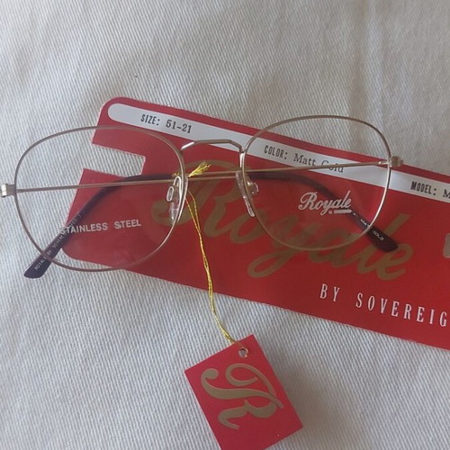 Vintage Royal Metal Eyeglass Frame like new, matt gold, size 51