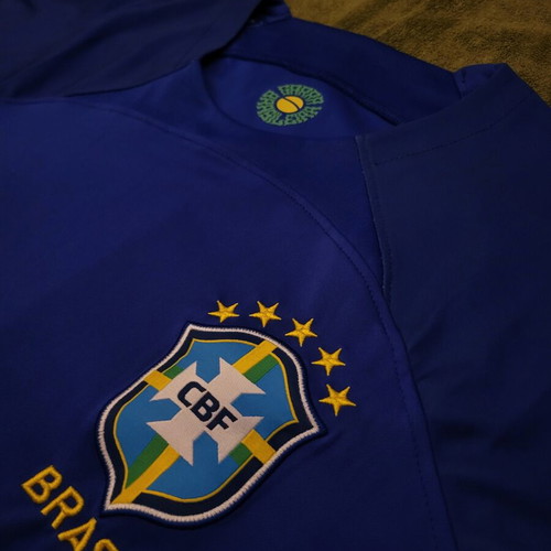 Brasil Jersey size Large like new