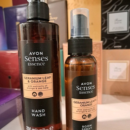 Avon Senses Essence set with geranium leaf and orange scent new