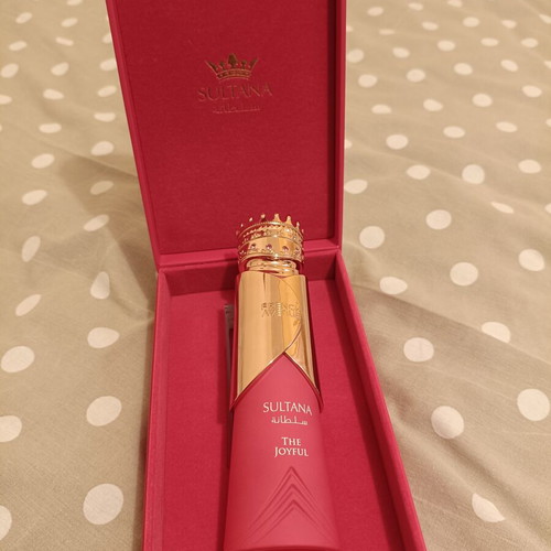 Sultana The Joyful French Avenue perfume 80ml like new