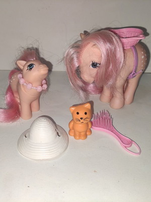 My Little Pony El Greco Rosalyn Mom, Baby and Accessories set, like new