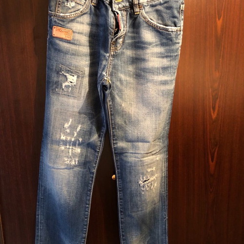 Dsquared2 women's jeans size 38 like new