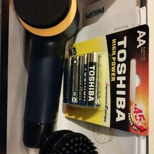 Philips sneakers cleaner new, battery operated