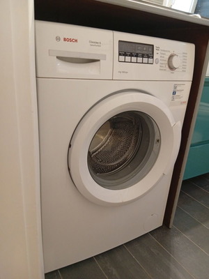 Πλυντήριο ρούχων Bosch σαν καινούργιο, 6 kg, ενεργειακής κλάσης Α