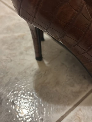 Heels size 36, new, brown