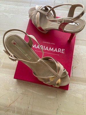Mariamare πεδιλα