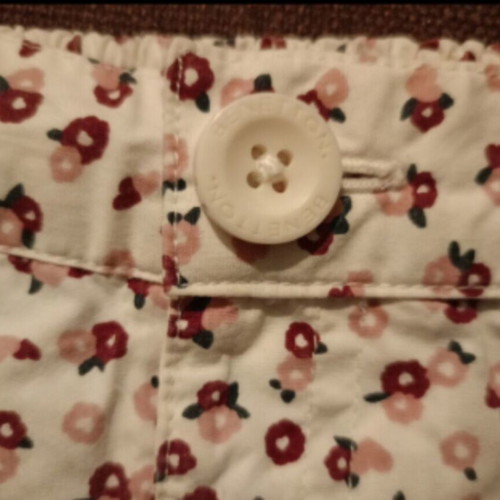 Benetton Floral Summer Baby Shorts like new, 9-12 months