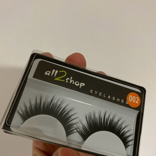 Eyelashes like new, dense