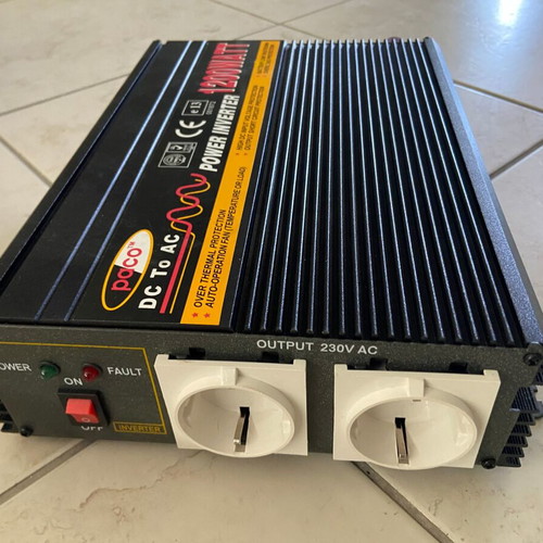 Paco Power Inverter 12V DC to 230V AC 1200W like new